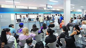 CENTRO-RAPIDO-COLON-PEDIR-PASAPORTE_CLAIMA20110309_0057_4